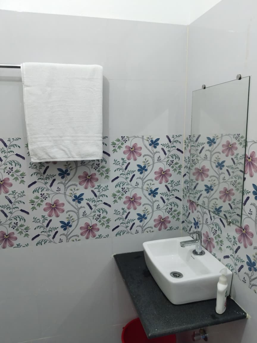 Standard Room - Image 5